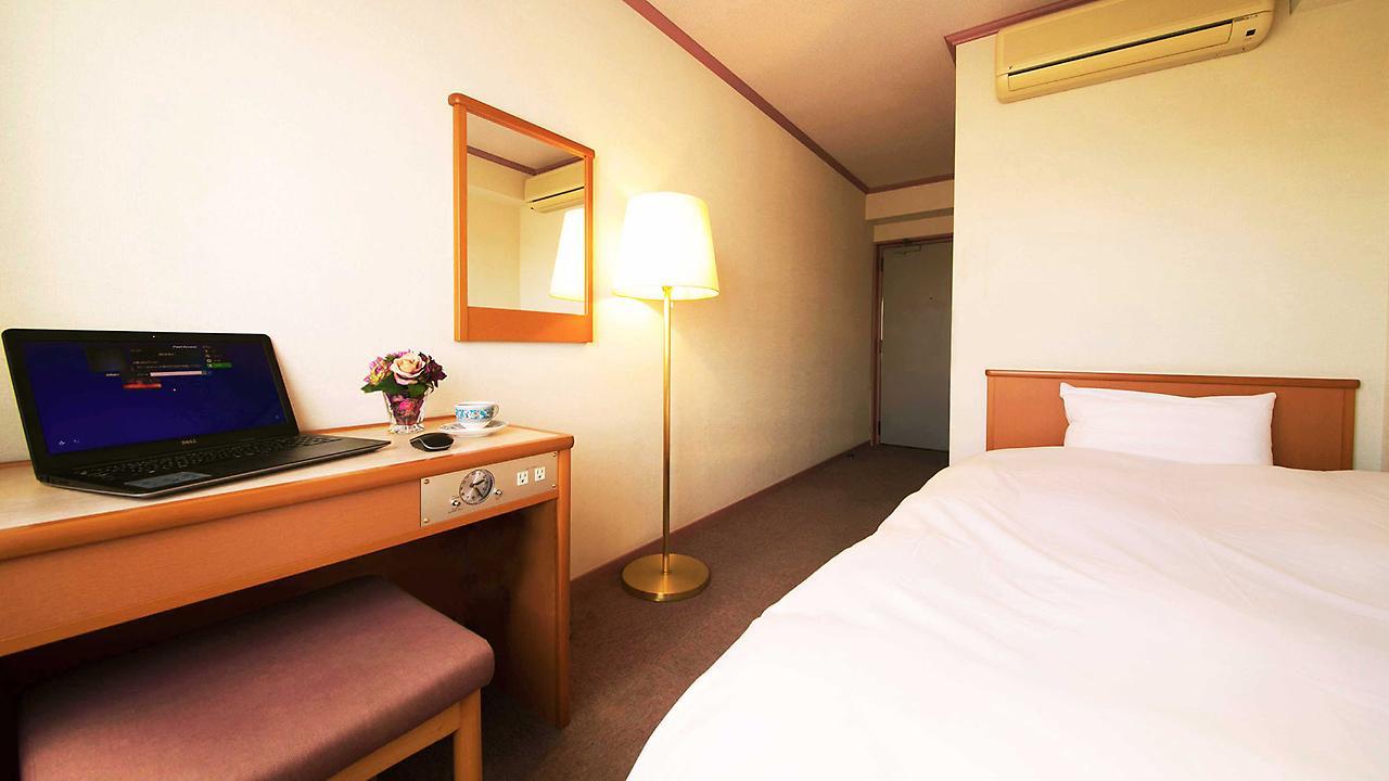 Matsukaze Hotel Toyota  Exterior photo