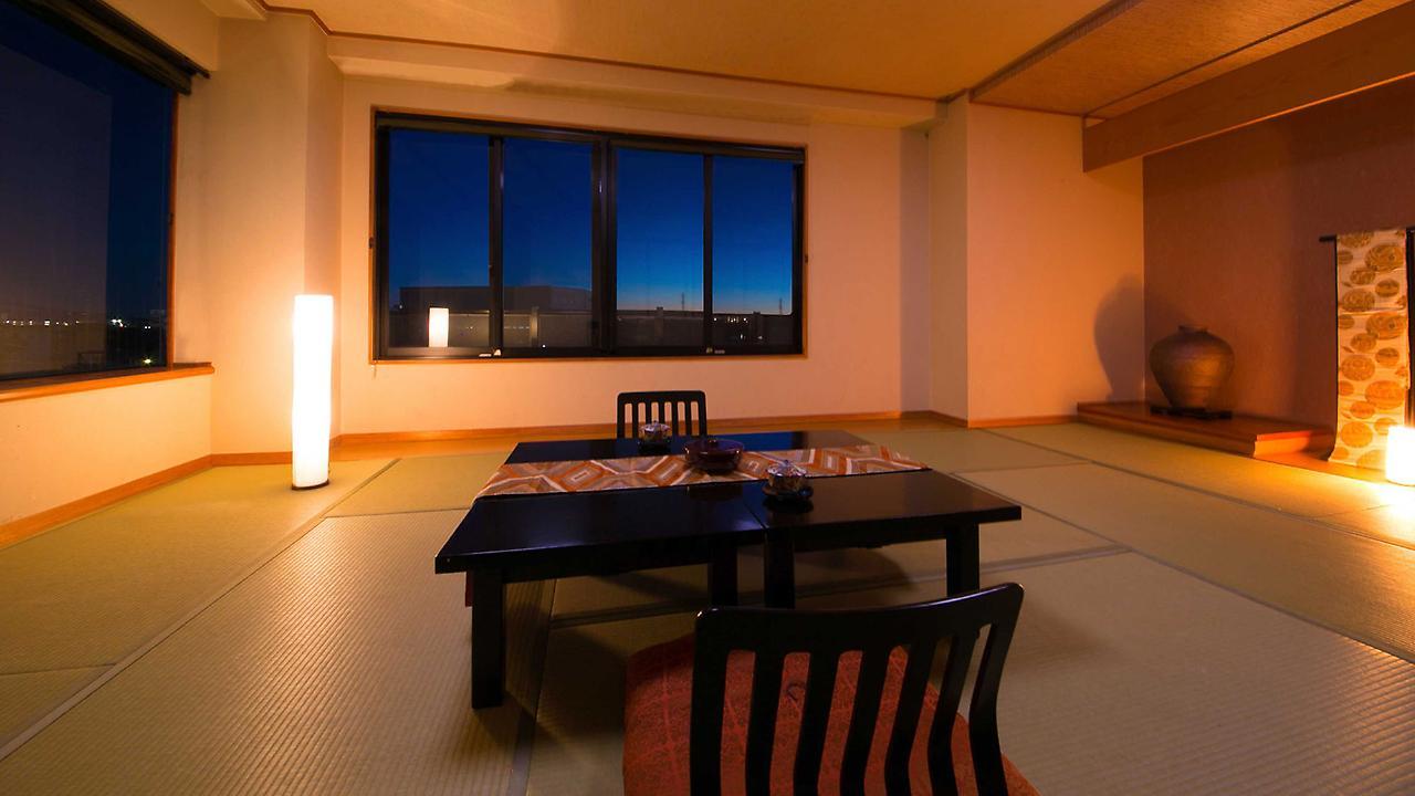 Matsukaze Hotel Toyota  Exterior photo