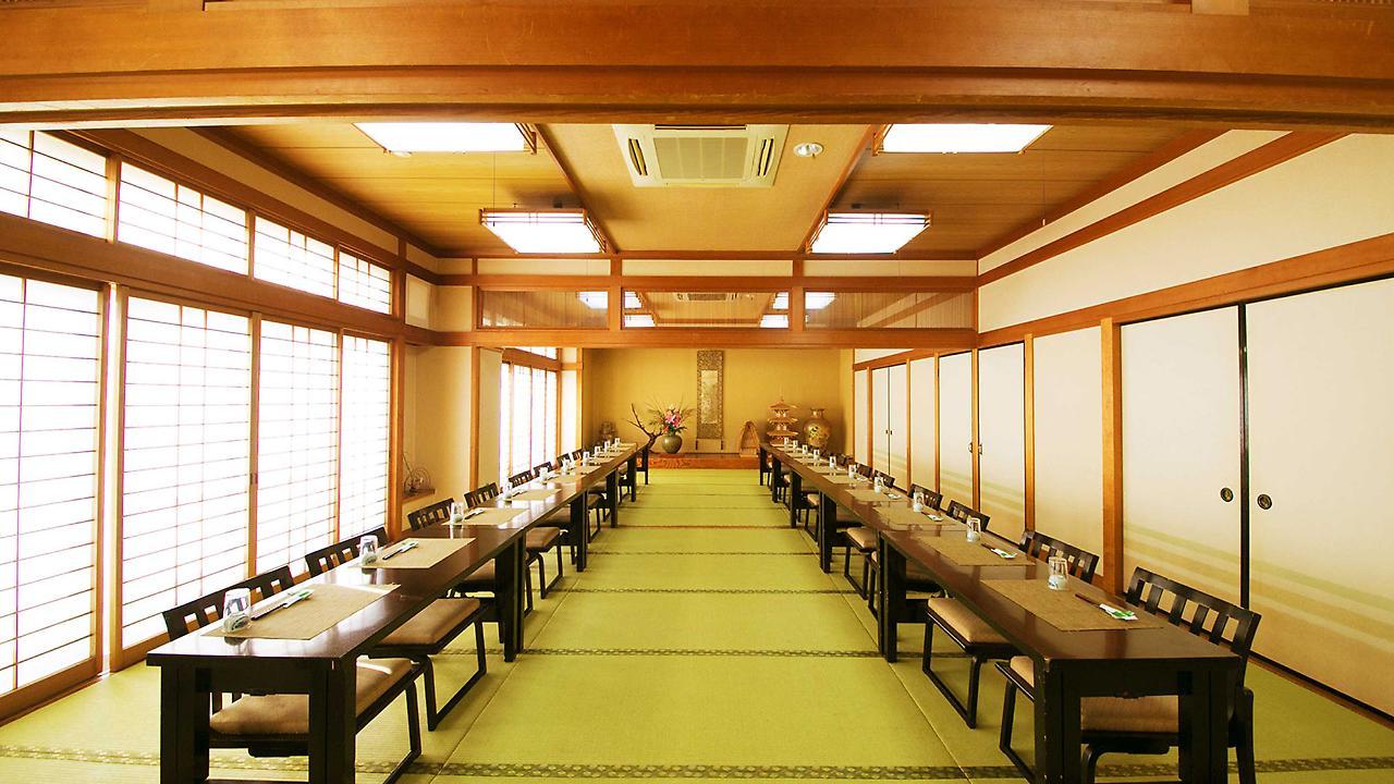Matsukaze Hotel Toyota  Exterior photo